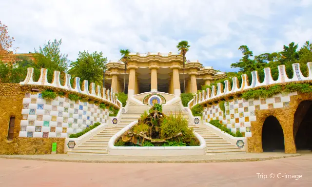Gaudí Architecture Tour in Barcelona