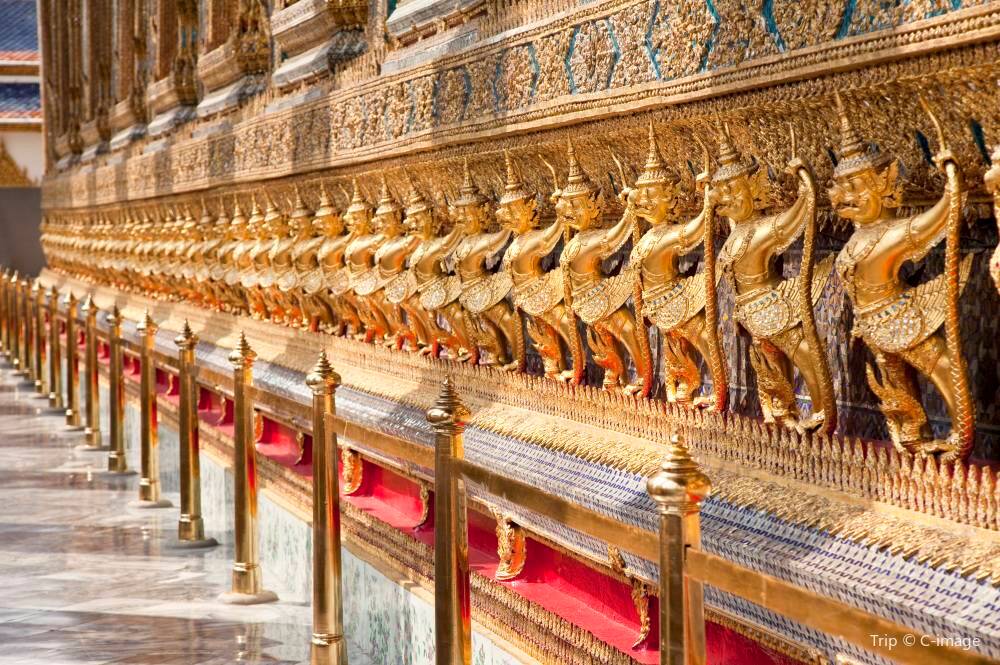 Stasiun MRT Sanam Chai (Grand Palace & Wat Pho)
