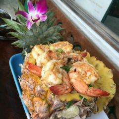 D.M.C RESTO Restaurant & Bar PhiPhi Island User Photo