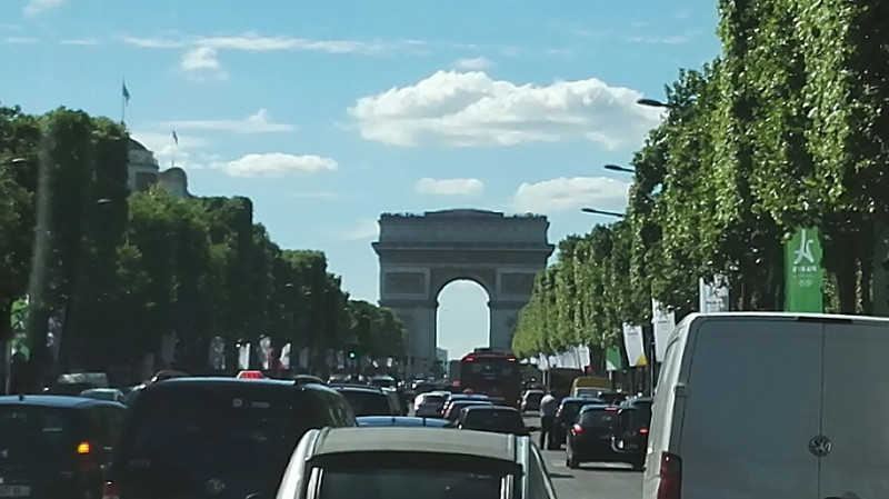 LOUIS VUITTON PARIS CITY GUIDE UNBOXING! 