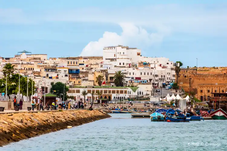 Khách Sạn 2 Sao Tại Rabat 