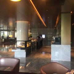 The Lounge 凯宾斯基酒店·大堂吧 User Photo