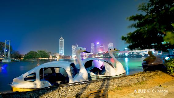 Colombo National Museum + Jamieel Alfa Mosque + Beira Lake one-day tour