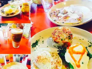 Snooze, an A.M. Eatery