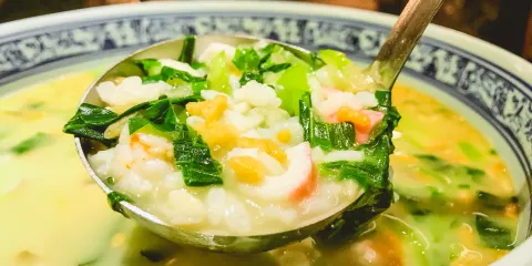 臻品粵茶餐廳(万科美好廣場店)