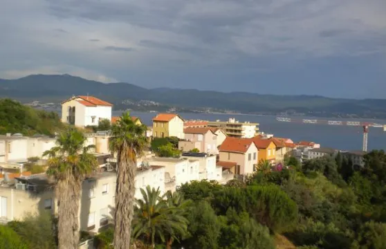 瓦格拉姆住宿加早餐旅館