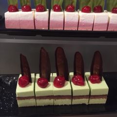 荣誉国际酒店·云顶旋转餐厅 User Photo