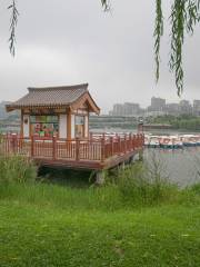 曲江池遺跡公園