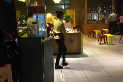 巴鼎毛肚火锅