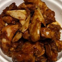 QianRi He Restaurant (LuoSiFu) 여행 사진