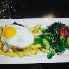 The Attic Bar & Restaurant 여행 사진