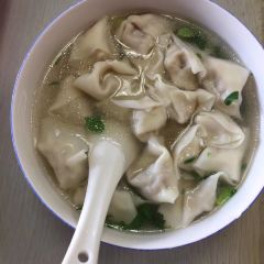 HU FU XIAO HUN TUN LAN TIAN DIAN User Photo