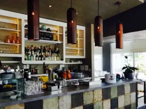 Airport Café