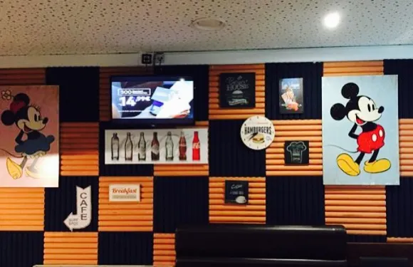 Pizza & Burger House