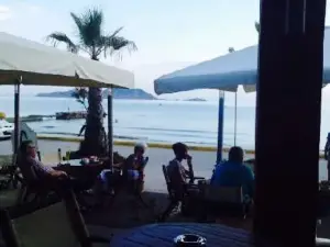 Ammos Beach Bar