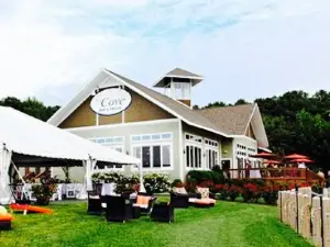 The Cove Bar and Grille