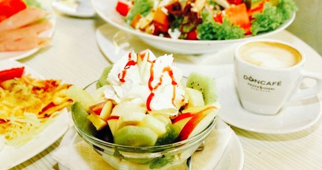 Blue wave caffe restaurant