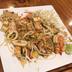 Song Pee Nong 2 User Photo