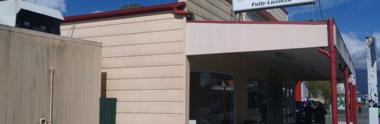 Golden Horse Chinese Takeaway & Buller Cafe