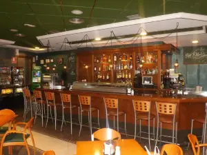 Cafe Bar Oliva