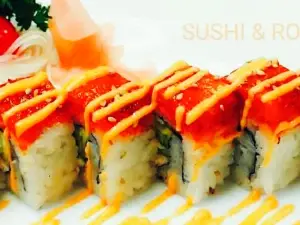 Sushi & Rolls