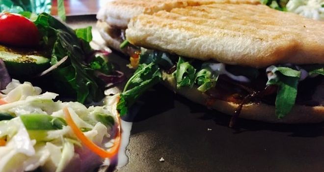 Mackenzies Cafe