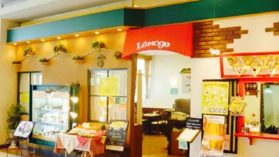 Cafe & Crape Le Moge Aeon Sumoto