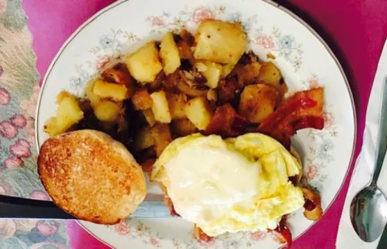 Julien's Corner Kitchen