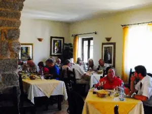 Il Portico Orgosolo ,ristorante ,pizzeria, bed and breakfast