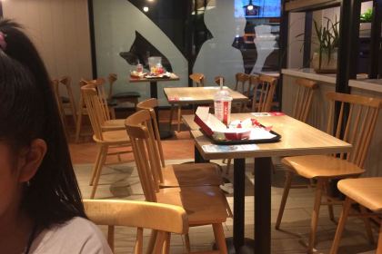 肯德基(桐庐服务区北店)