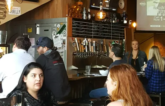 Bellys Left Coast and Tap Room