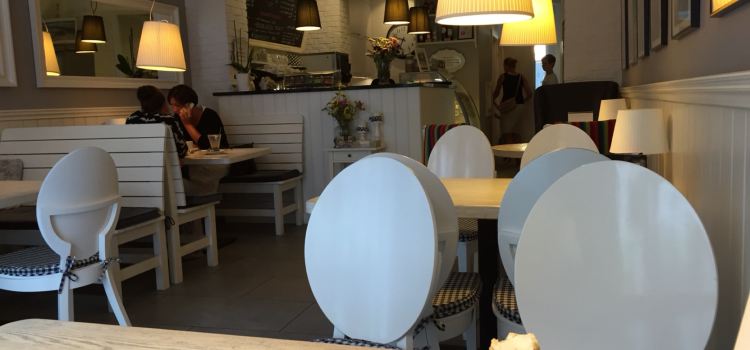 Kikiriki Cafe
