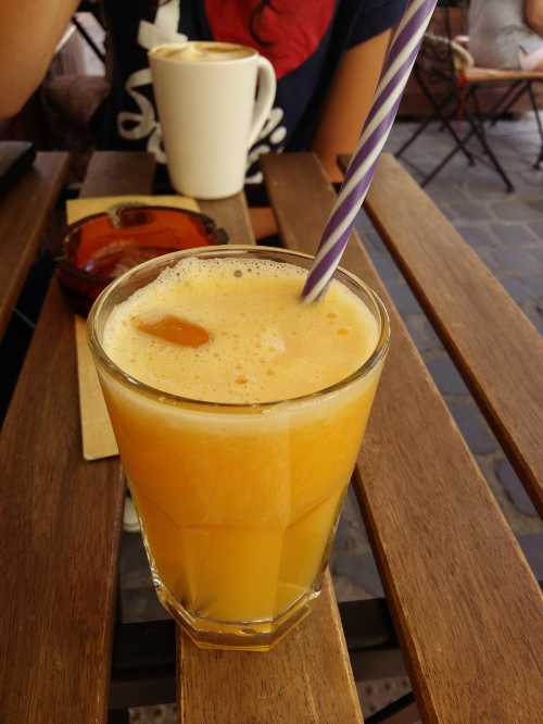 Shake Coffee