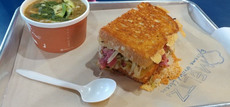 Meltz Extreme Grilled Cheese