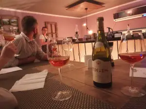 RADIO Kitchen & Bar