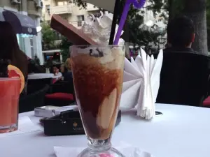 Lolly Pop Lounge Cafe