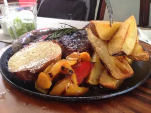 Chico Toicinho Pizza & Grill - Itaguaçu