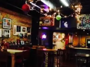 Bluegrass Pizza & Pub