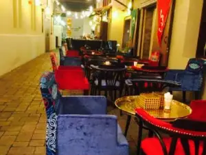 EL Sit Lounge