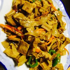 JIN DING GE FAN DIAN User Photo