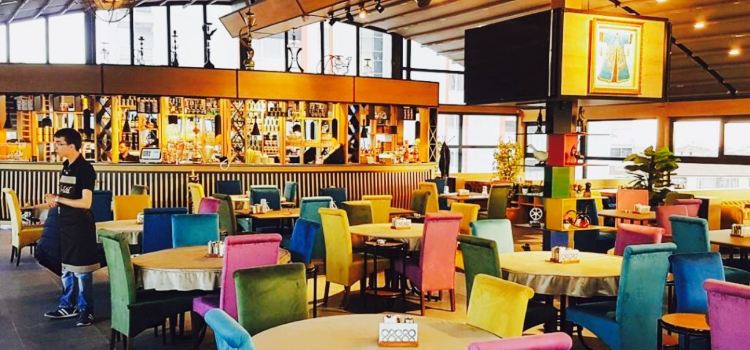 Bi-lal Cafe & Bistro