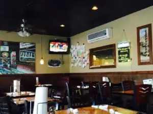 Ryan's Famous Pizza & Subs