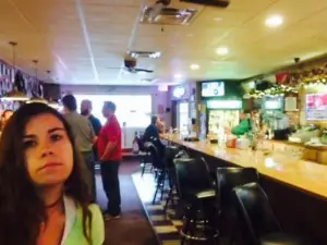 Weasy's Lounge & Grille