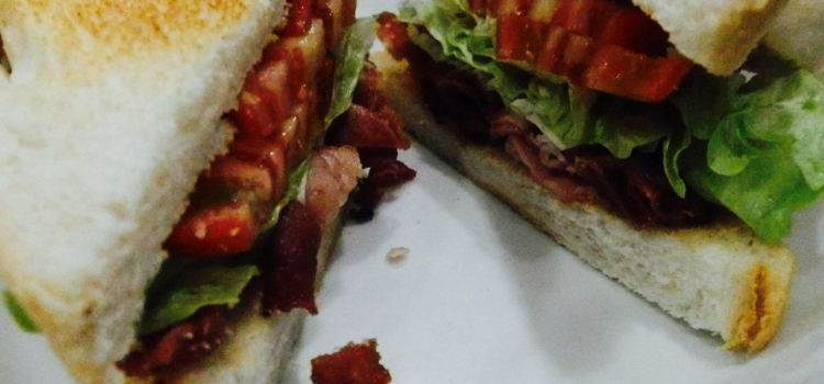 Sit-n-Bull Bar & Grill