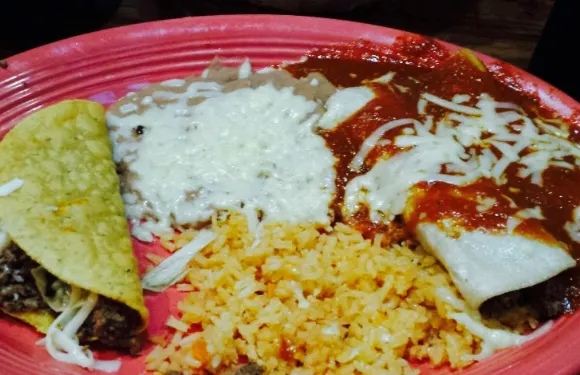 Las Trojas Cantina