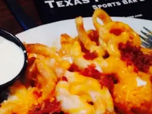 Texas Firehouse Sports Bar & Grill