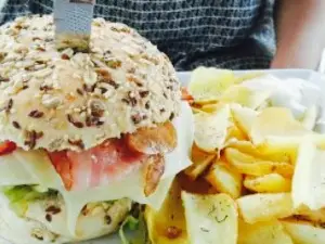 Qwazi Hamburgueria