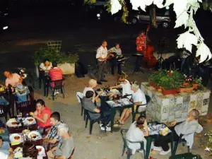 le Cafe de la Place