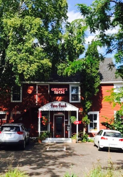 Greunke's First Street Inn & Dining