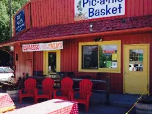 The Pic•a•Nic Basket